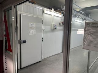 Traspaso nave industrial sector cárnico.Valladolid