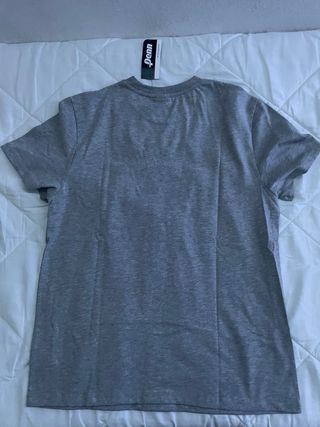 Camiseta Penn Sport con Bandera Americana Gris