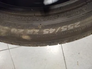 Neumáticos Michelin 255 45 R20