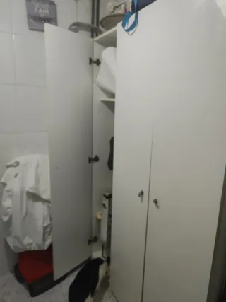 Armario Escobero aAlmacenaje Blanco