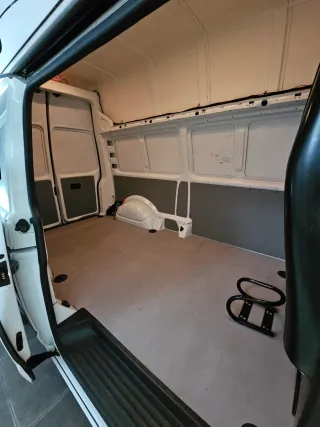 Volkswagen TransporterT6,2.0tdi 140cv,88.000k,2015