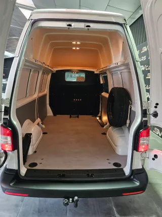 Volkswagen TransporterT6,2.0tdi 140cv,88.000k,2015