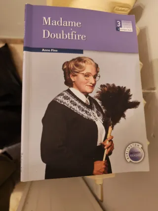 MADAME DOUBTFIRE 3§ESO BAR