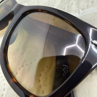 Ray-Ban 2140 Wayfarer Marrones