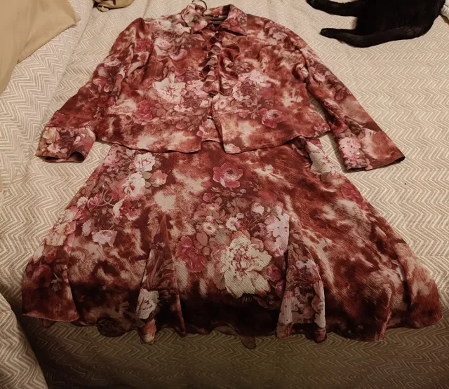 Conjunto Blusa y Falda Estampada Fiesta