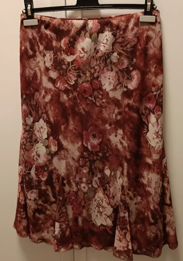 Conjunto Blusa y Falda Estampada Fiesta