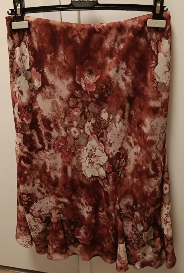 Conjunto Blusa y Falda Estampada Fiesta