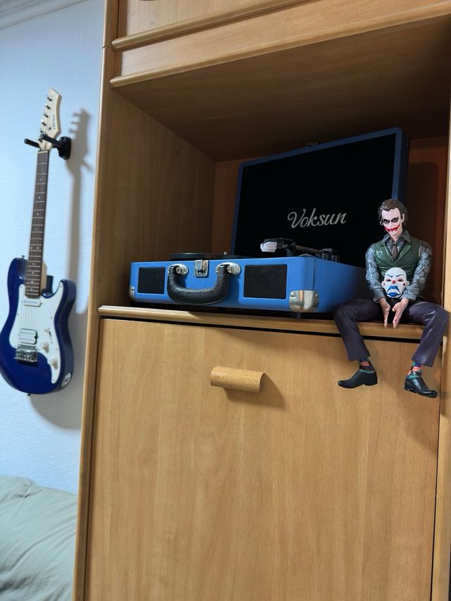 Figura Joker con máscara