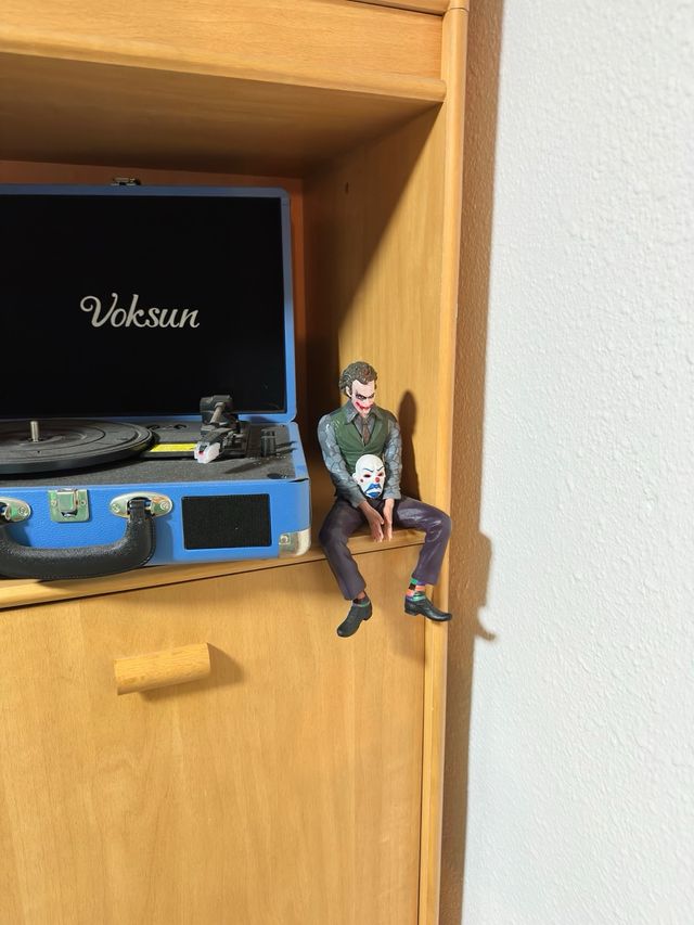 Figura Joker con máscara