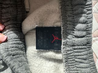 Chándal Jordan gris niño. talla M niño