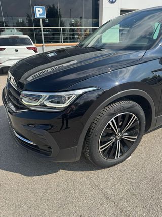VW Tiguan Life 2.0TDi 150cv automatico