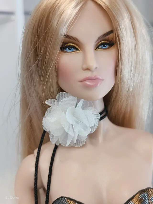 Collar Cordón Flor Barbie Integrity Toys