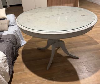 Mesa redonda extensible madera, pintada a la tiza