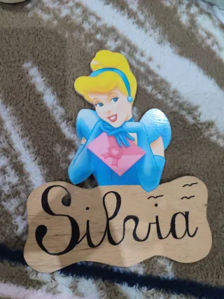 Adorno Silvia Cenicienta