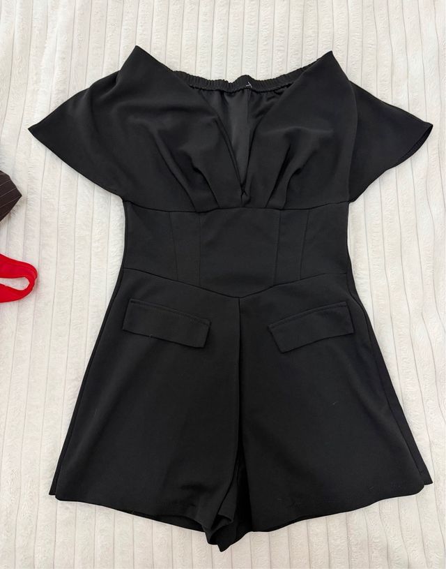 Mono corto brillante mujer