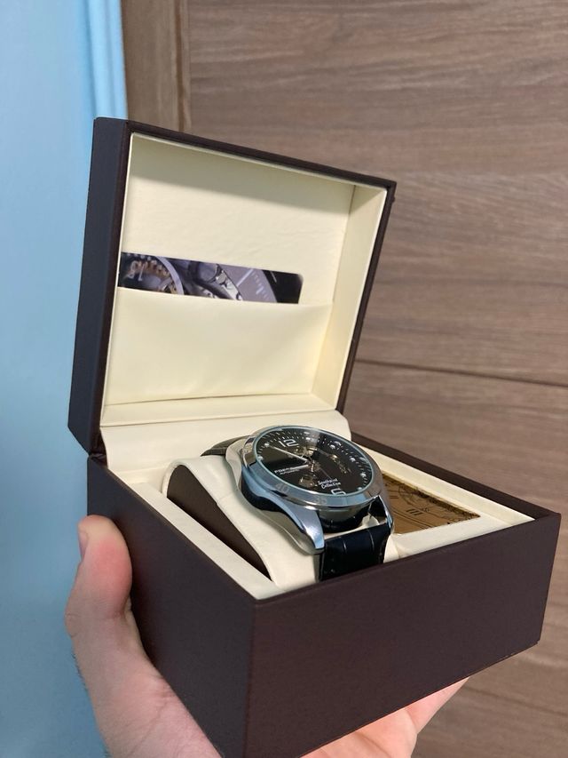 Reloj Frederic Tourbillon Mecánico Negro Dorado