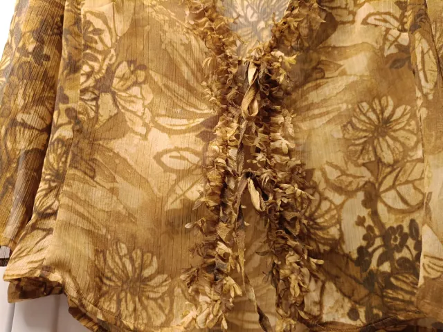 Traje blusa y falda gasa estampado floral