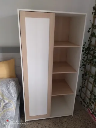 Armario juvenil blanco y beige