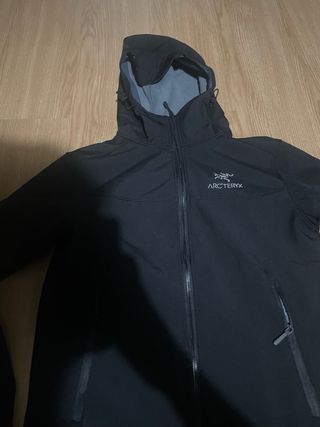 Cortavientos Arc'teryx Negro