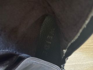 Botas militares altas negras con cordones