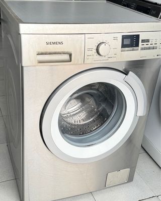 LAVADORA DE CARGA FRONTAL MARCA SIEMENS EN INOX