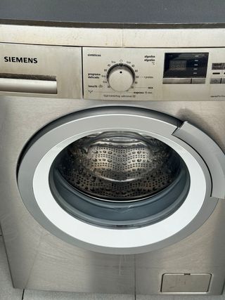 LAVADORA DE CARGA FRONTAL MARCA SIEMENS EN INOX