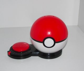 Rowlet + Poké Ball Pokémon Ataque Surpresa SA4