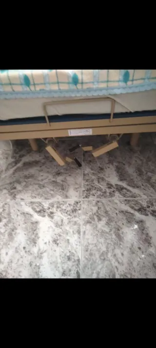 Camas articuladas con colchón son dos