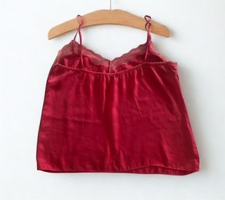 Camiseta tirantes Oysho roja mujer