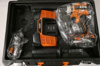 Taladro Percutor AEG Profesional 18V