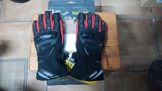 Guantes Moto Invierno Suomy Negros y Rojos