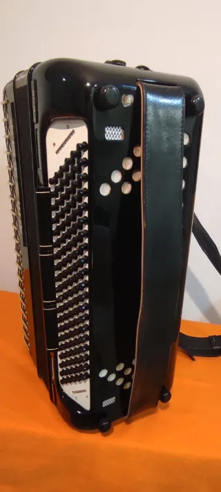 Acordeón Hohner Atlantic IV De Luxe