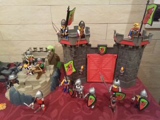 Playmobil Castillo y Volcán Medieval
