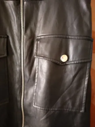 Vestido negro efecto piel sin estrenar