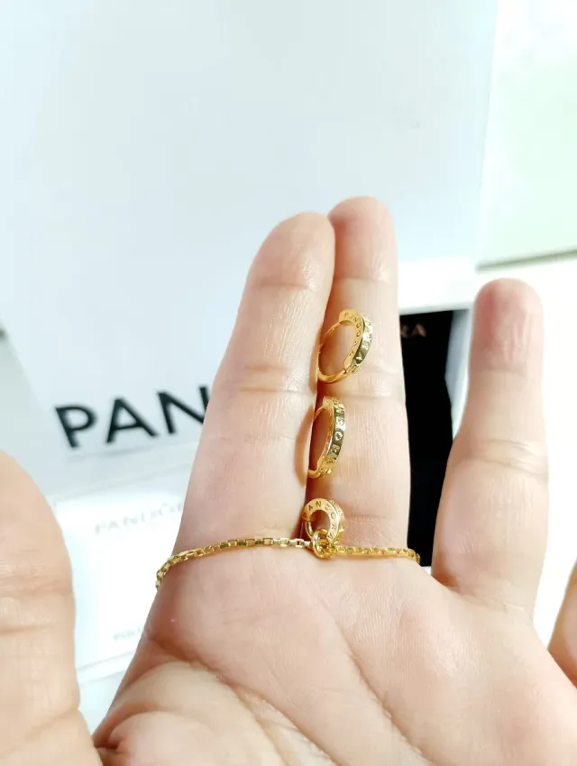 Conjunto Pandora Collar y Pendientes Aro