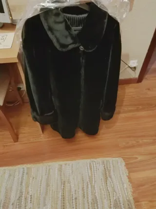 Chaquetón negro elegante