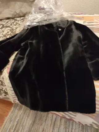 Chaquetón negro elegante