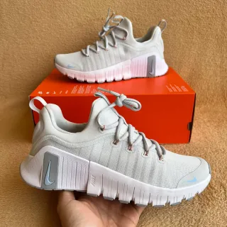 Zapatillas Nike Free Metcon 6 ( 42 )