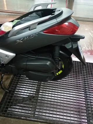 Yamaha Xmax YP125 RGris año 2013