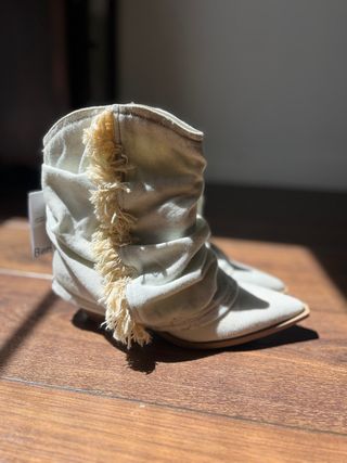 Botas vaqueras Bershka denim flecos nº 38 nuevas