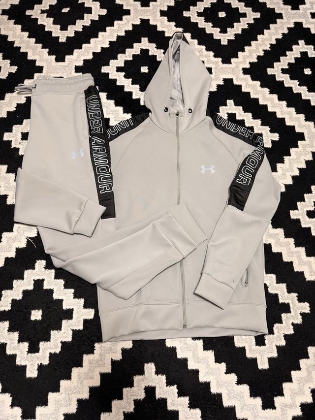 Conjunto Chándal Under Armour Gris