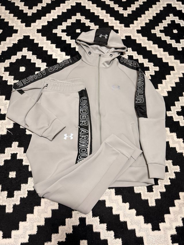 Conjunto Chándal Under Armour Gris