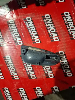 Maneta interior izquierda BMW Serie 1 E87