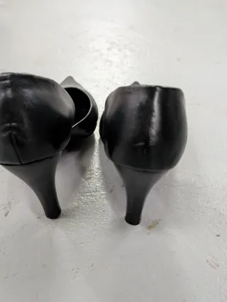 Sapatos Vintage Pretos de salto Novos