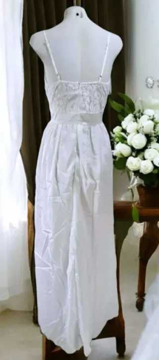 LIQUIDACIÓN Vestidos Blancos muy Económicos