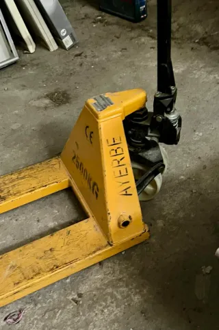 Transpaleta Ayerbe 2500kg