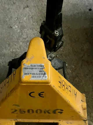 Transpaleta Ayerbe 2500kg