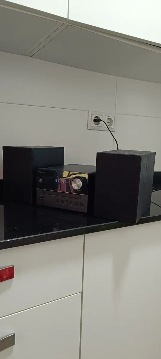 Mini cadena Pioneer negra