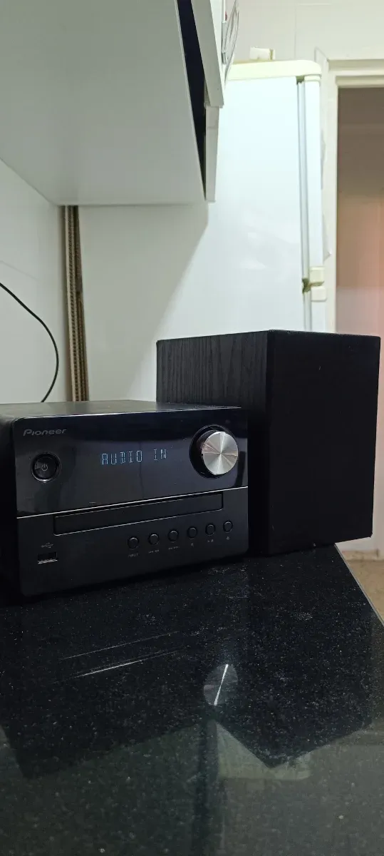 Mini cadena Pioneer negra