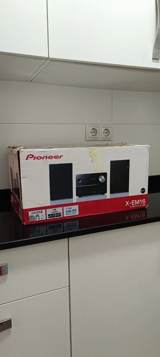 Mini cadena Pioneer negra